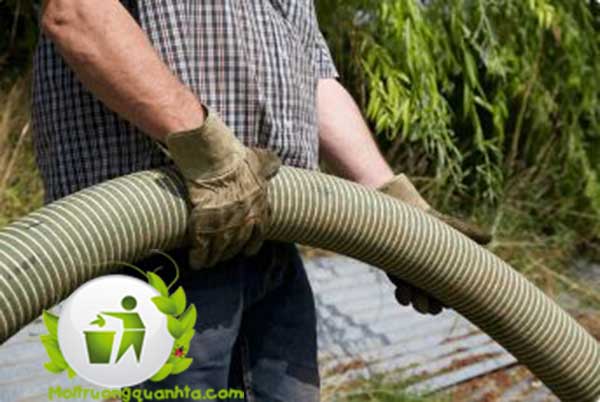 Tại sao cần hút bể phốt định kỳ?