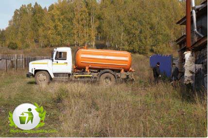 Tìm hiểu cách hút bể phốt không đục phá, giữ nguyên công trình