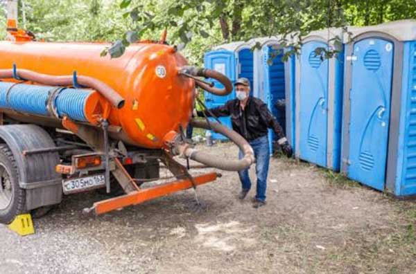 Tại sao việc chọn dịch vụ hút bể phốt uy tín tại Hà Nội lại quan trọng?